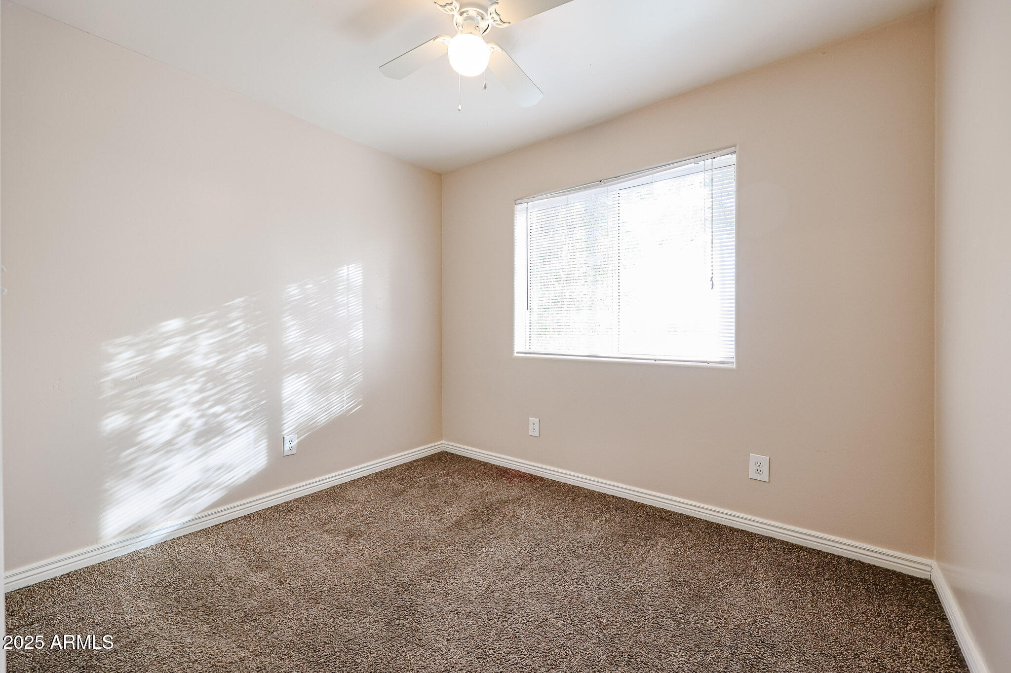 2614 East Monte Vista Road, Unit 4 Phoenix, AZ 85008 - Photo 20 of 37 B (19)