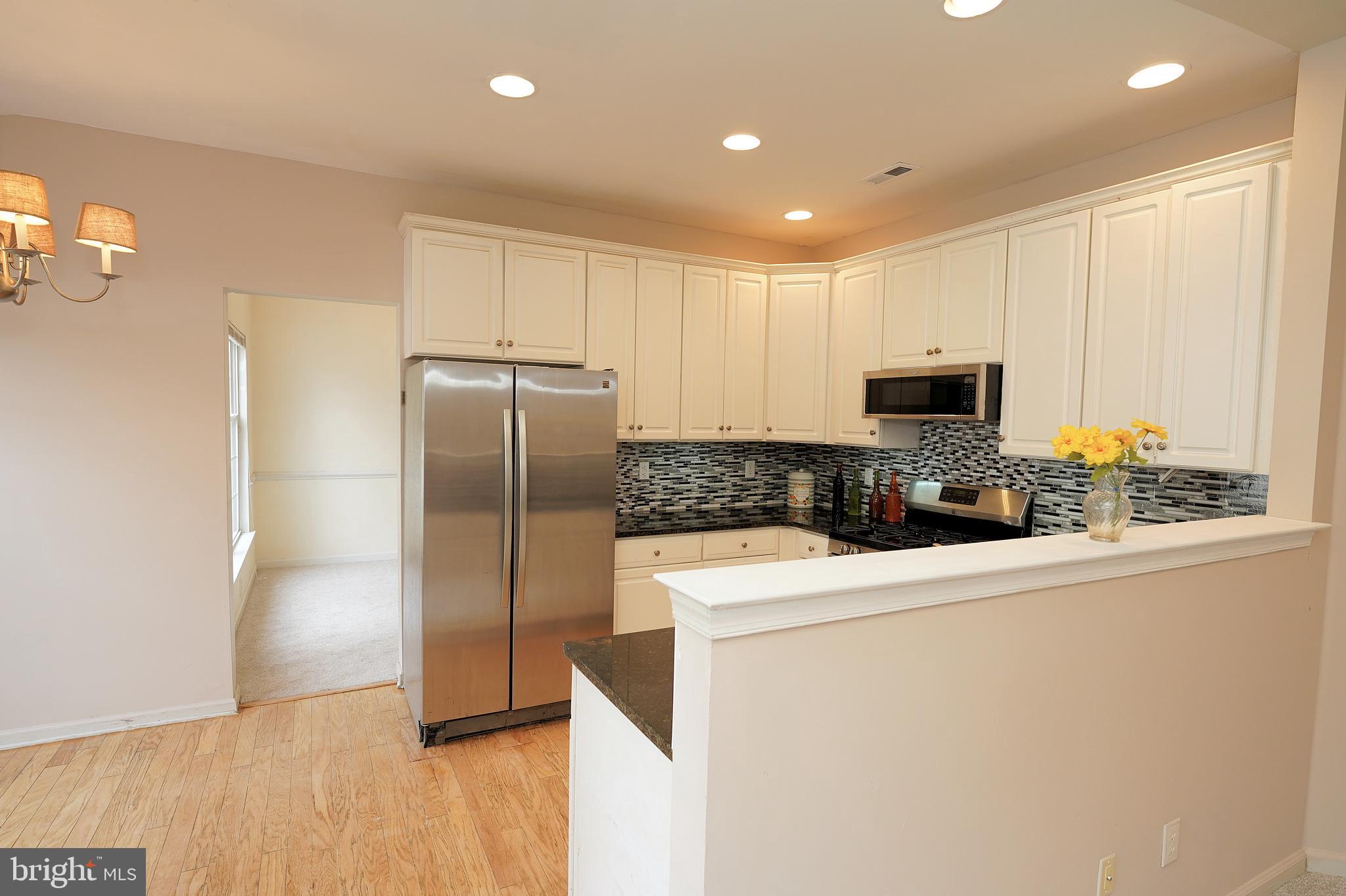 38 Sandstone Road East Windsor, NJ 08520 - Photo 18 of 41