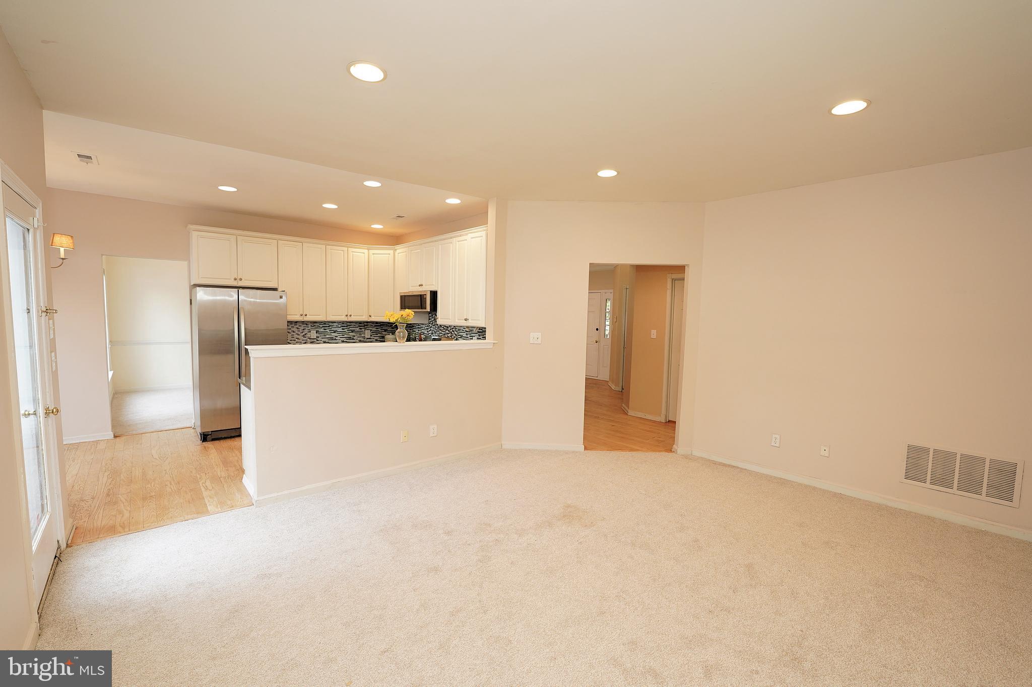 38 Sandstone Road East Windsor, NJ 08520 - Photo 20 of 41