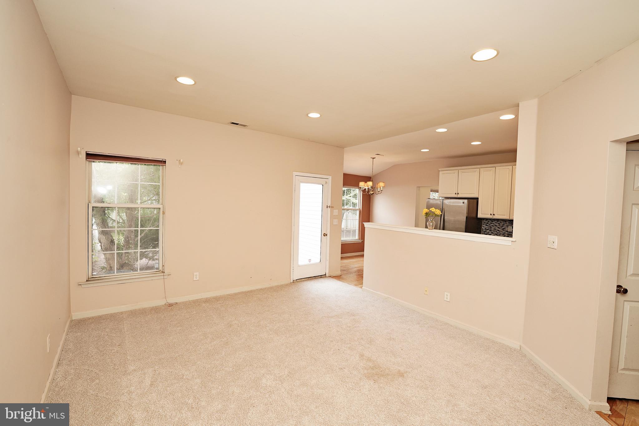 38 Sandstone Road East Windsor, NJ 08520 - Photo 21 of 41
