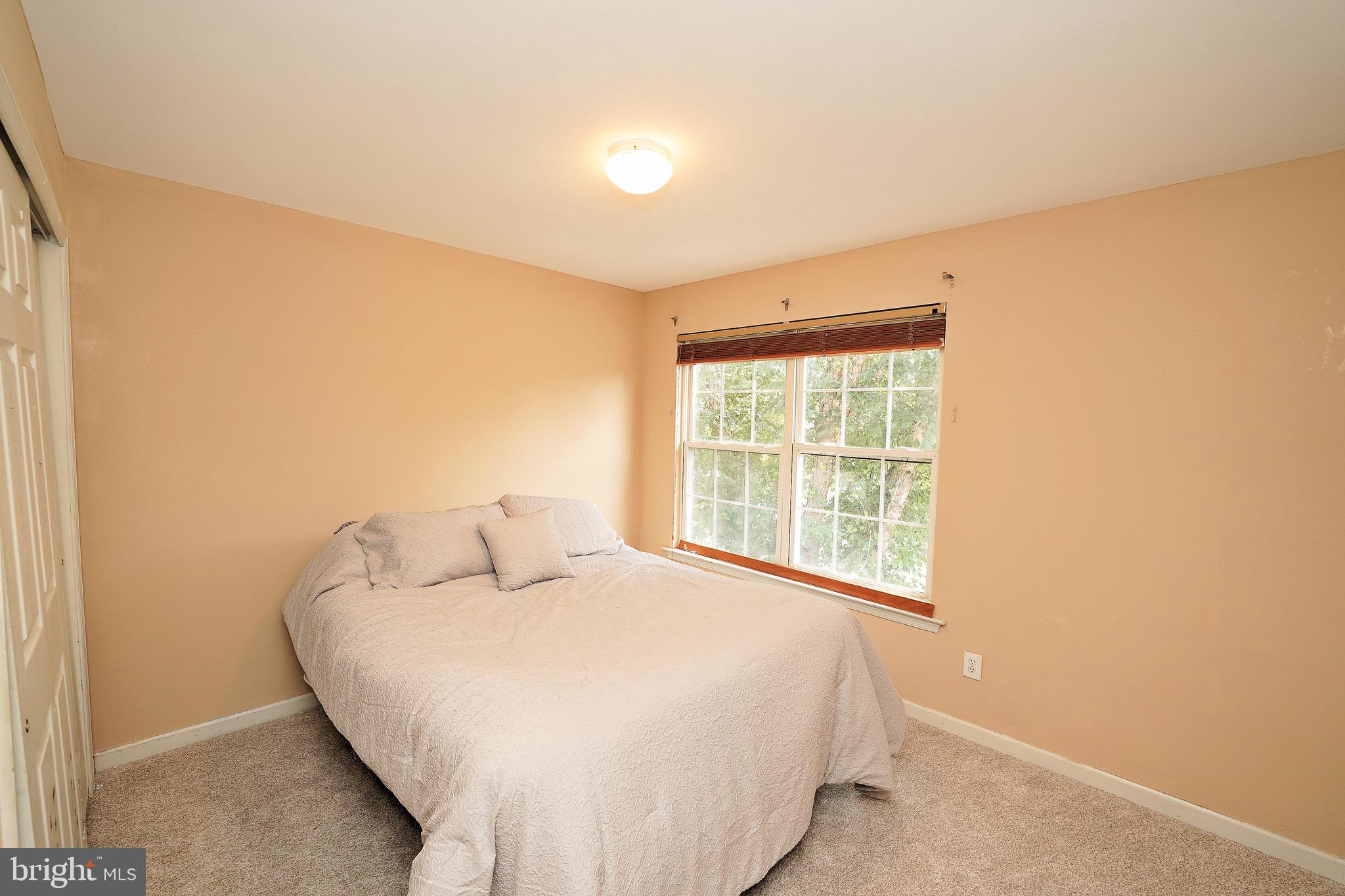 38 Sandstone Road East Windsor, NJ 08520 - Photo 31 of 41