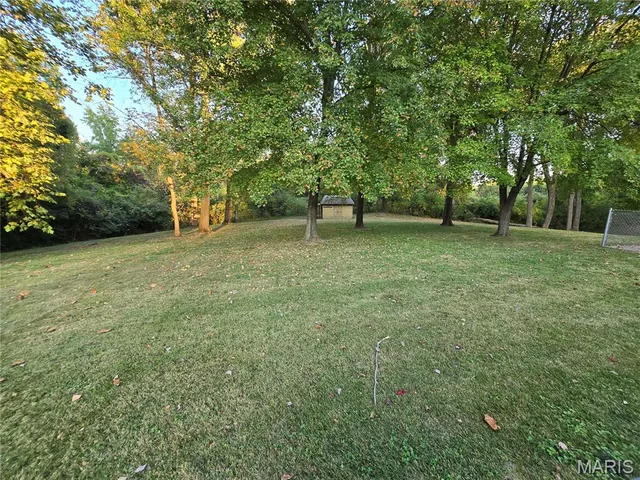 $265,500 | 58 Eastmoor Drive, Wood River, IL 62095