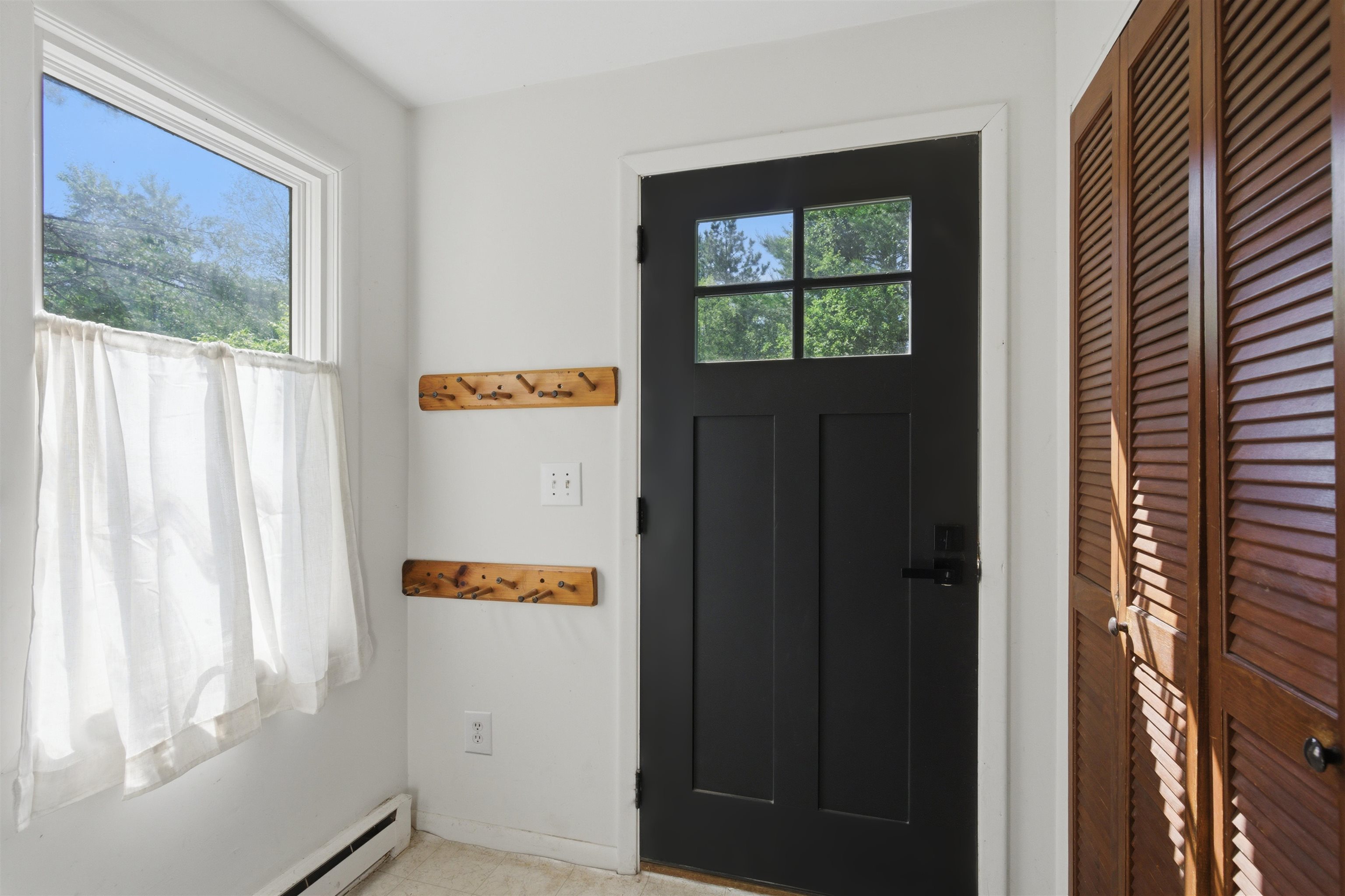 19 Winhall Condo Road, Unit 1 Winhall, VT 05340 - Photo 2 of 18