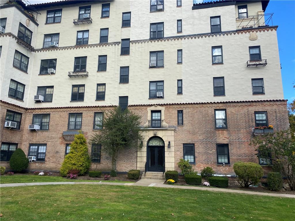 Building #7 Floor 4- Unit 4G