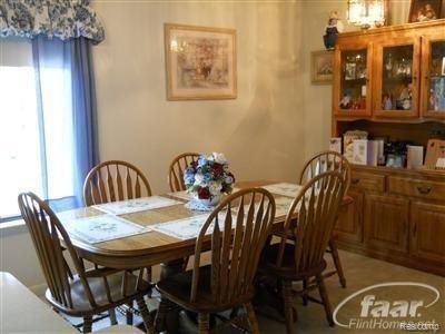 1170 Baker Road Fenton, MI 48430 - Photo 6 of 11 bakerdinrm.jpg