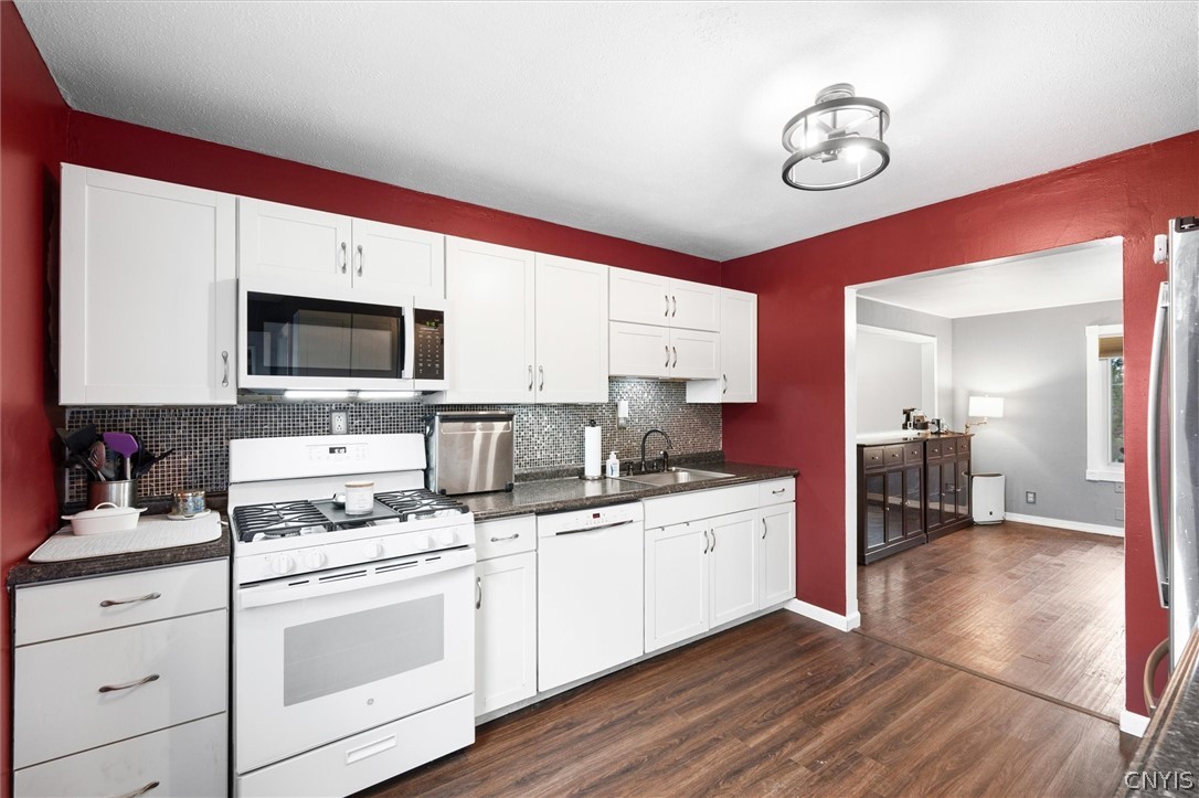 3275 Cottle Road Brutus, NY 13166 - Photo 12 of 39