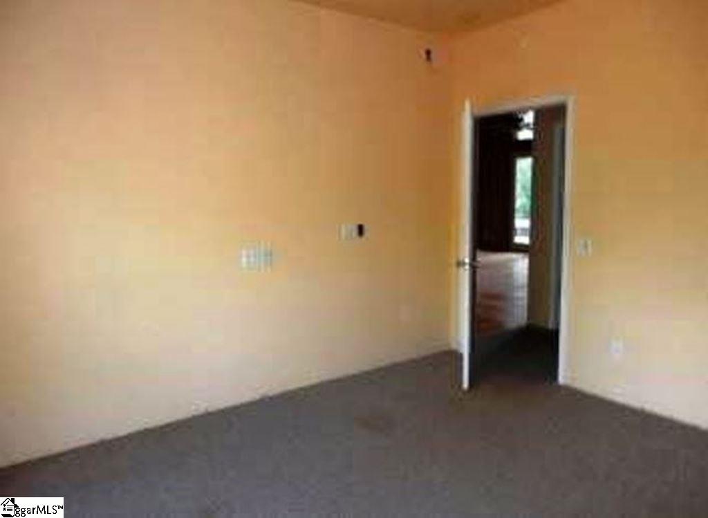 2444 Charlottes Road Clinton, SC 29325 - Photo 11 of 18 Gallery Image 11