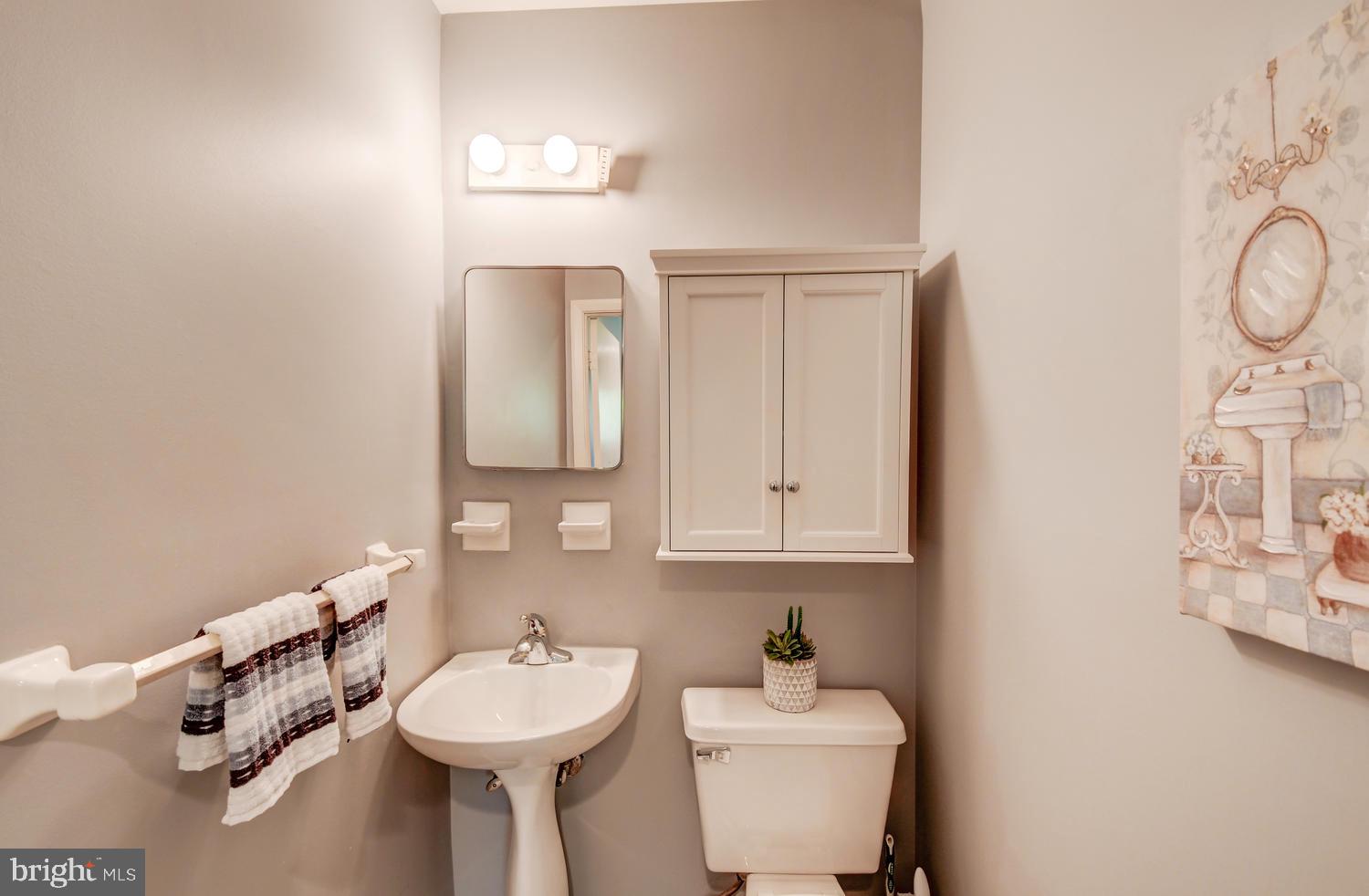 3318 Wild Cherry Road Baltimore, MD 21244 - Photo 14 of 25 Gallery Image 14