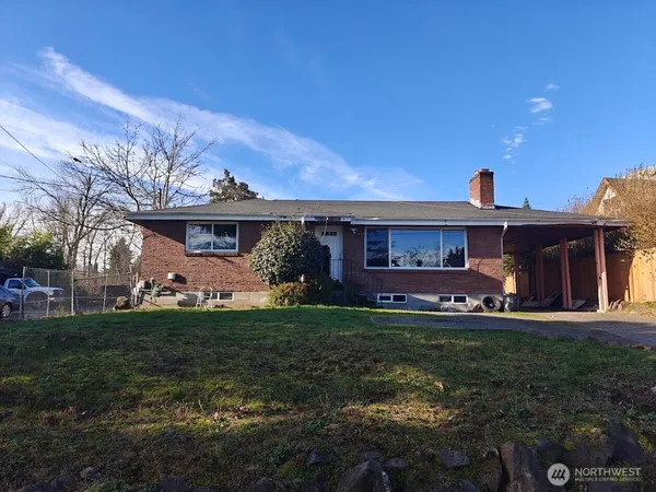 $1,800,000 | 7921 Renton Avenue South, Seattle, WA 98118