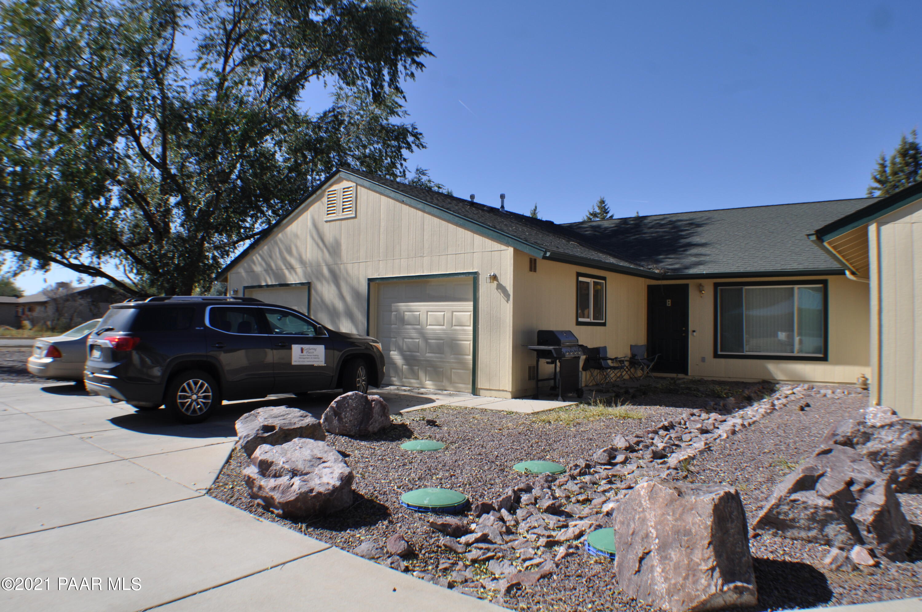 492 West Perkinsville Road Chino Valley, AZ 86323 - Photo 5 of 7 a front view of a house with a yard