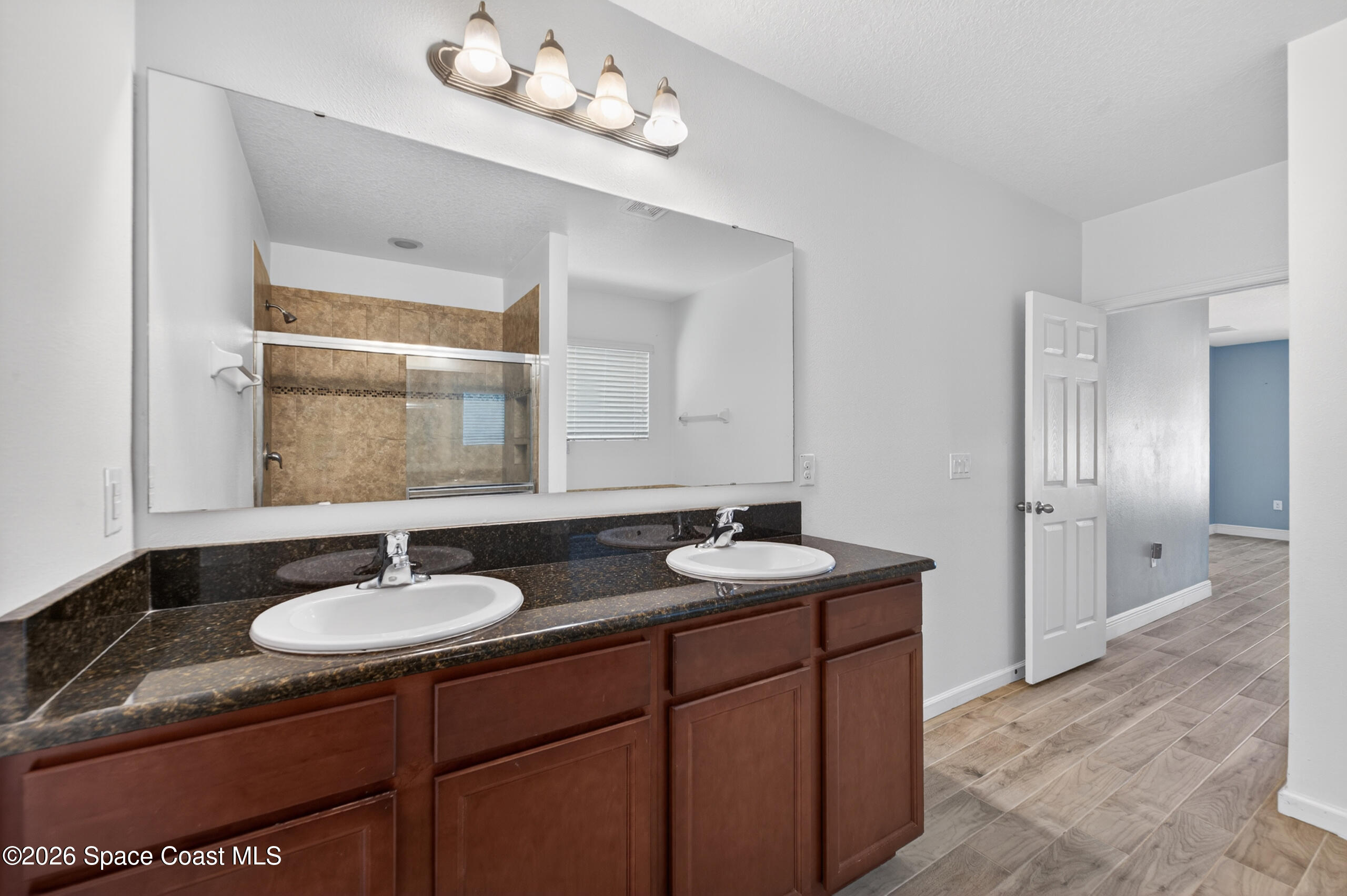 2062 Elkins Point Melbourne, FL 32935 - Photo 18 of 20 23-JGP_4965