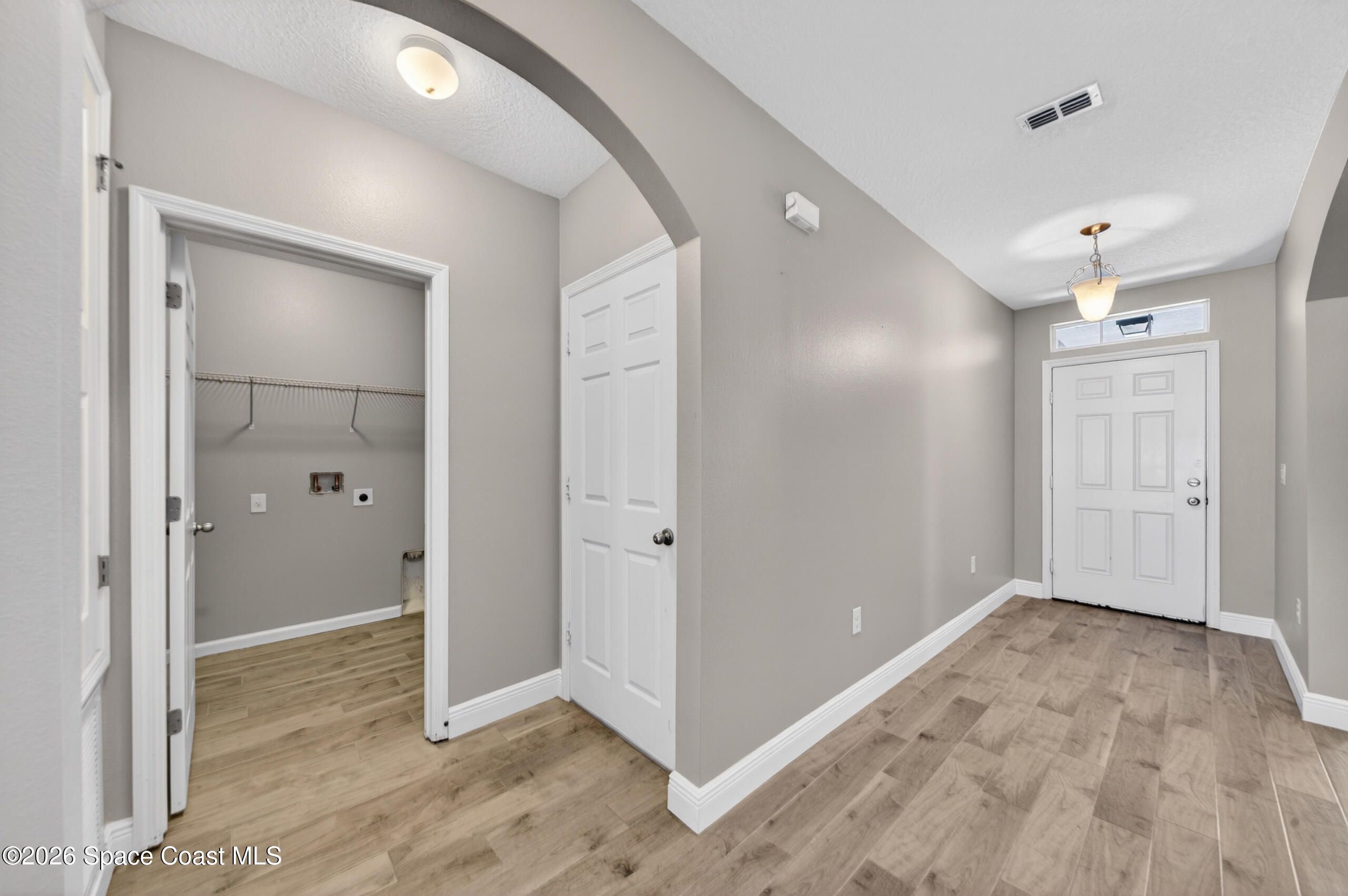 2062 Elkins Point Melbourne, FL 32935 - Photo 7 of 20 13-JGP_4940