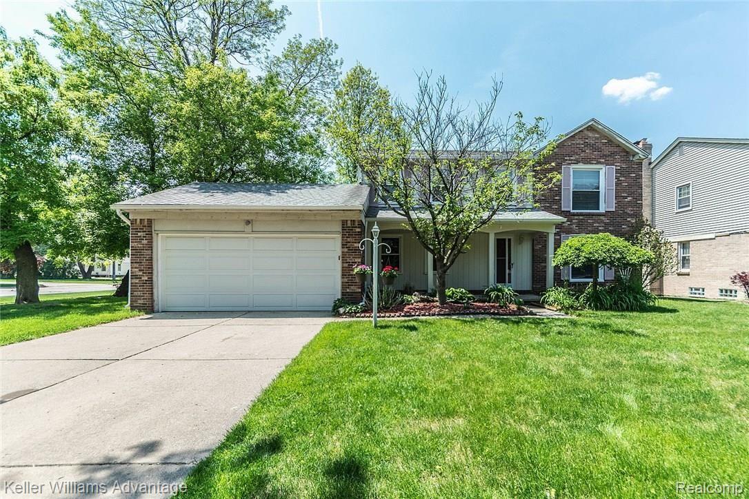 19125 Norwich Road Livonia, MI 48152 - Photo 1 of 15 0216050675.jpg
