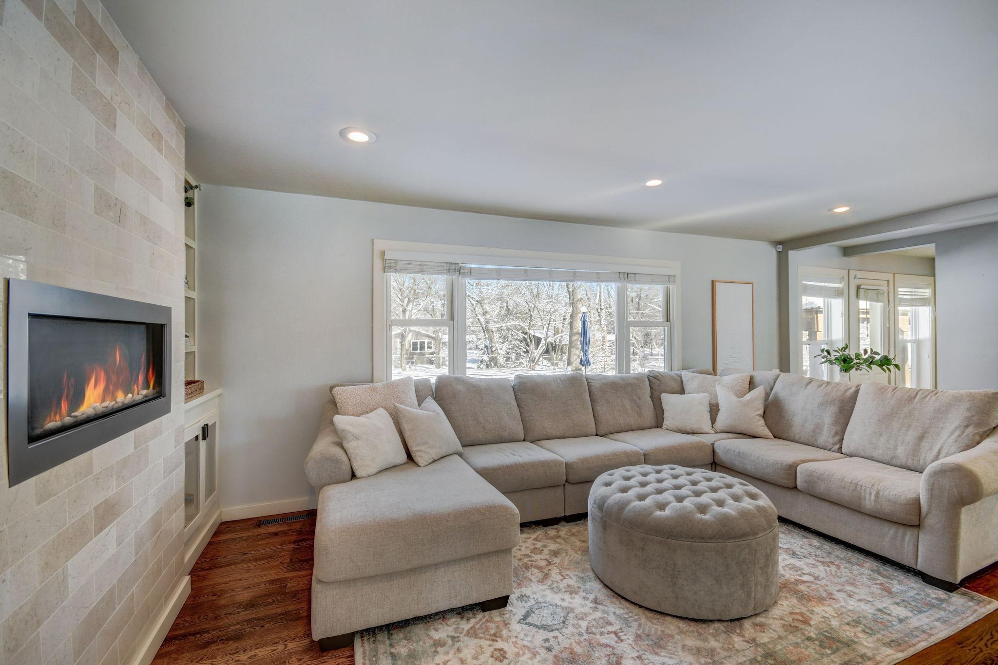 5026 Holiday Road Minnetonka, MN 55345 - Photo 12 of 45