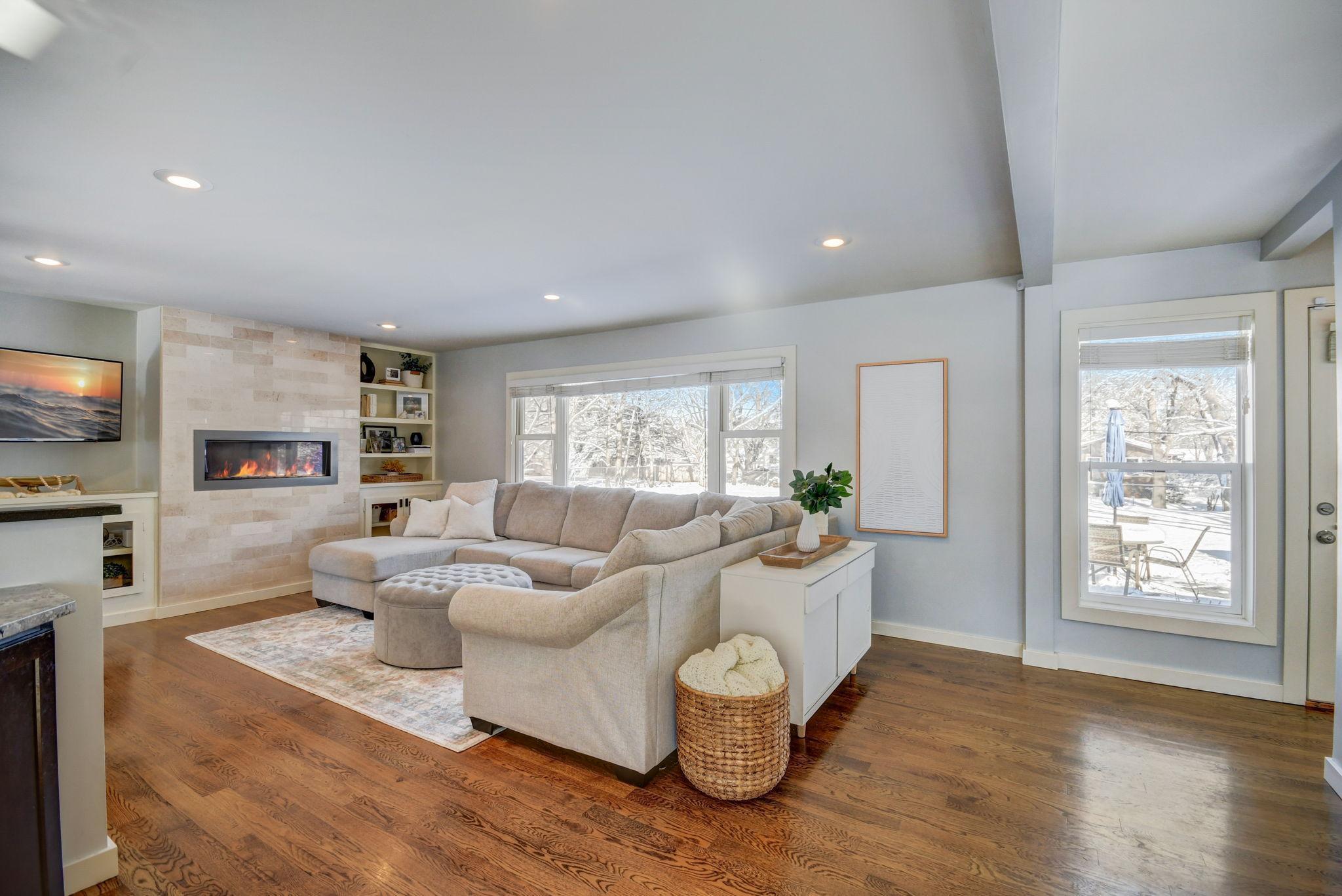 5026 Holiday Road Minnetonka, MN 55345 - Photo 13 of 45