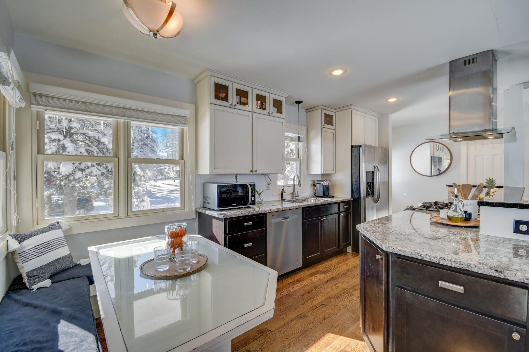 5026 Holiday Road Minnetonka, MN 55345 - Photo 10 of 45