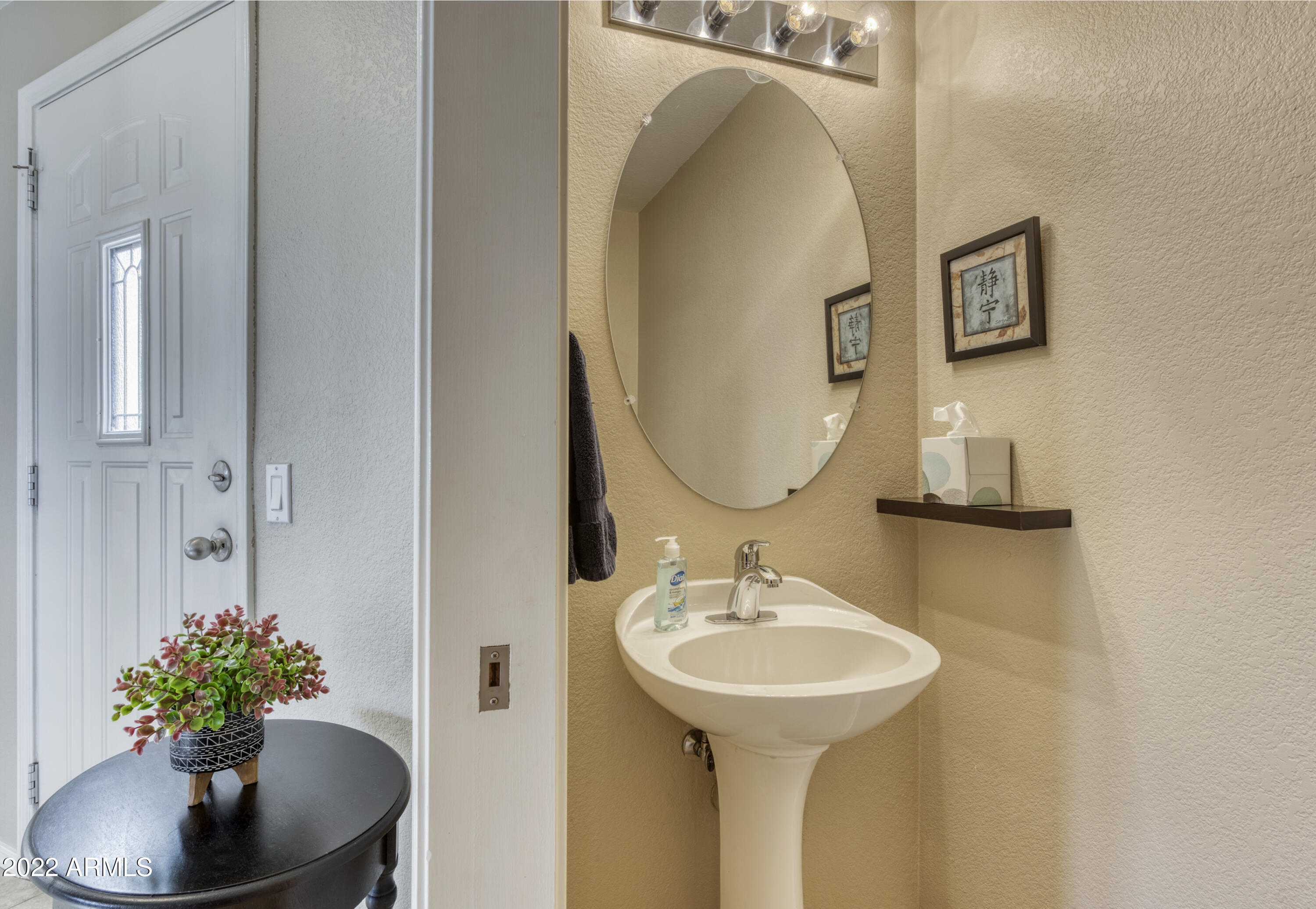 9455 East Raintree Drive, Unit 2010 Scottsdale, AZ 85260 - Photo 17 of 23 Guest Bathroom