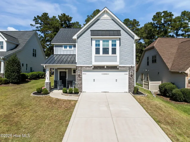 $399,700 | 495 Kerr Lake Road, Aberdeen, NC 28315