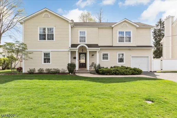$1,150,000 | 29 Mohawk Trail, Westfield, NJ 07090
