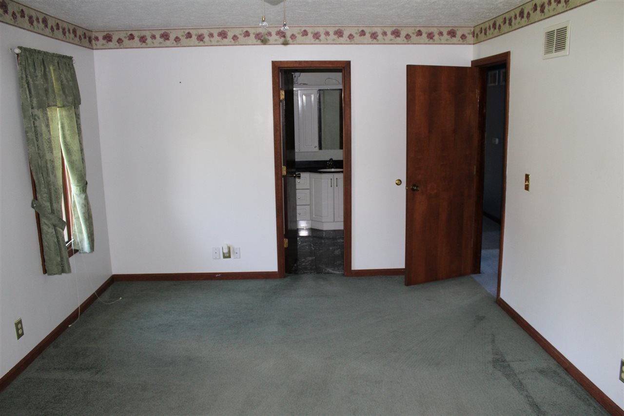 493 State Road Bedford, IN 47421 - Photo 7 of 22 Gallery Image 7