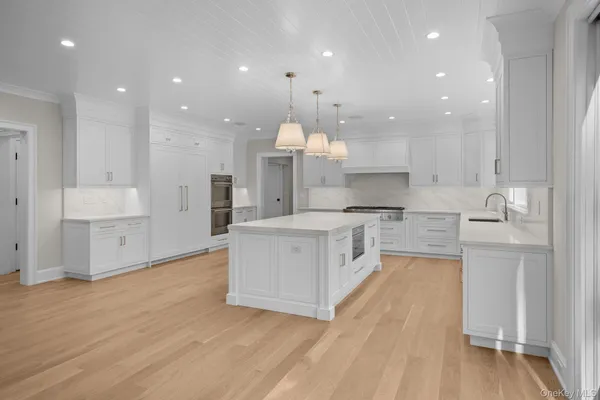 $4,250,000 | 66 Saw Mill Road, Cold Spring Harbor, NY 11724