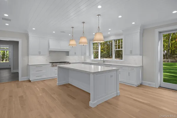 $4,250,000 | 66 Saw Mill Road, Cold Spring Harbor, NY 11724