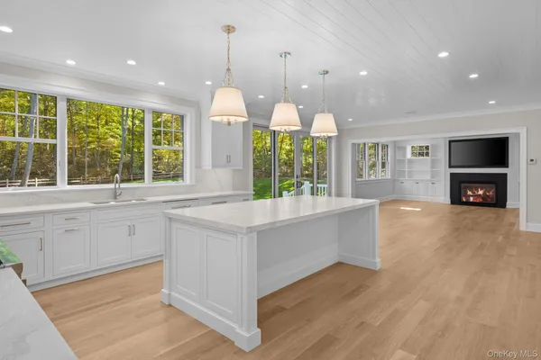 $4,250,000 | 66 Saw Mill Road, Cold Spring Harbor, NY 11724
