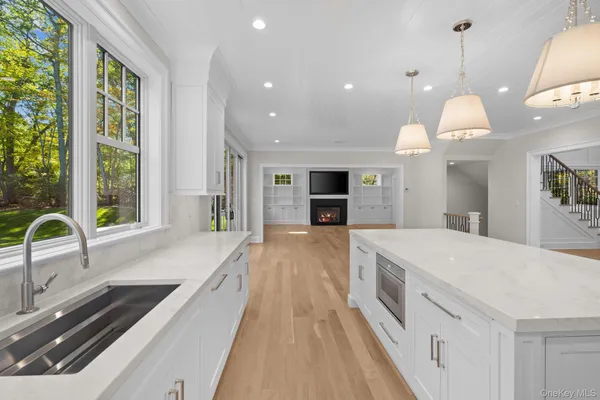$4,250,000 | 66 Saw Mill Road, Cold Spring Harbor, NY 11724