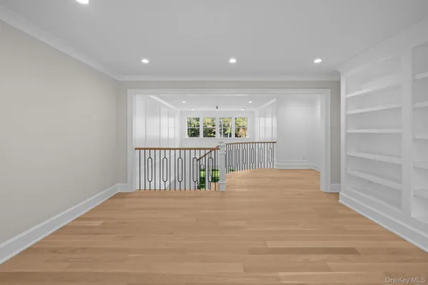 $4,250,000 | 66 Saw Mill Road, Cold Spring Harbor, NY 11724