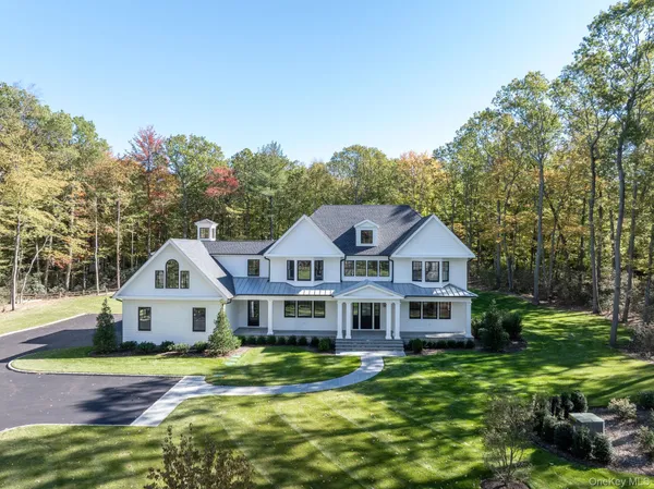 $4,250,000 | 66 Saw Mill Road, Cold Spring Harbor, NY 11724