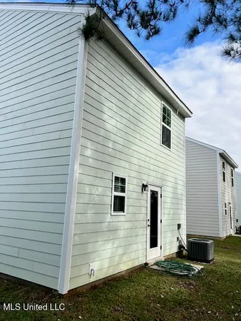 $1,525 | 14967 Rowan Oak Street, Gulfport, MS 39503