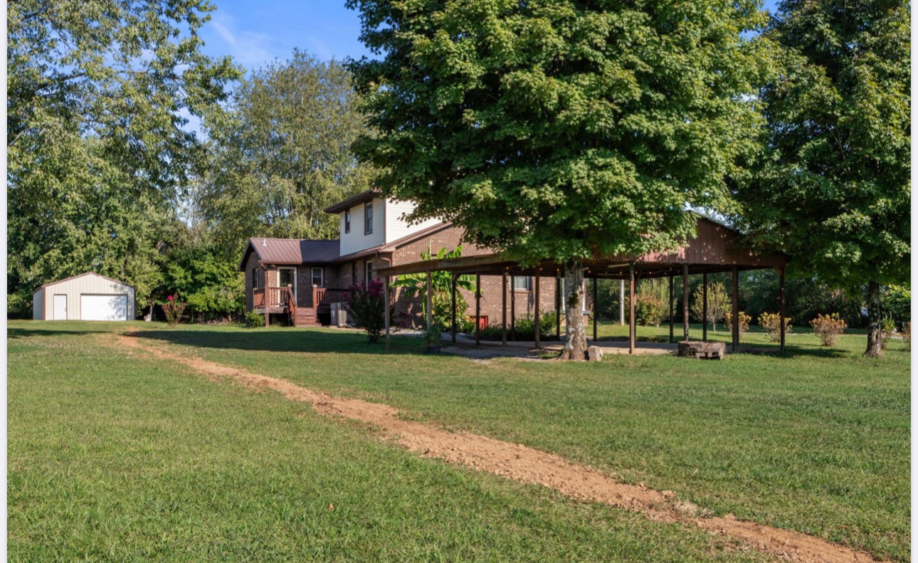 10060 Canoe Branch Road Castalian Springs, TN 37031 - Photo 3 of 27 Gallery Image 3