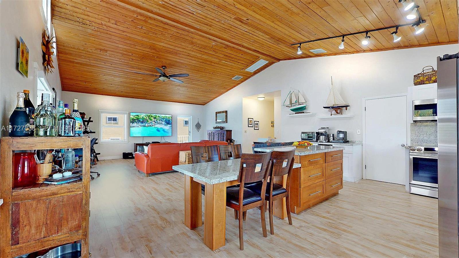 28 Center Lane Key Largo, FL 33037 - Photo 19 of 93