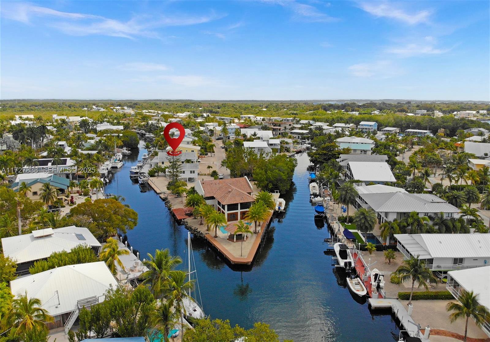28 Center Lane Key Largo, FL 33037 - Photo 51 of 93 an aerial view of residential houses with outdoor space