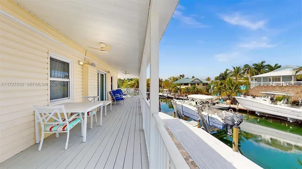 $1,843,643 | 28 Center Lane, Key Largo, FL 33037