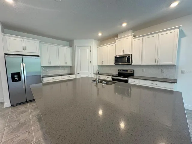 $2,850 | 2041 Axel Street, Minneola, FL 34715