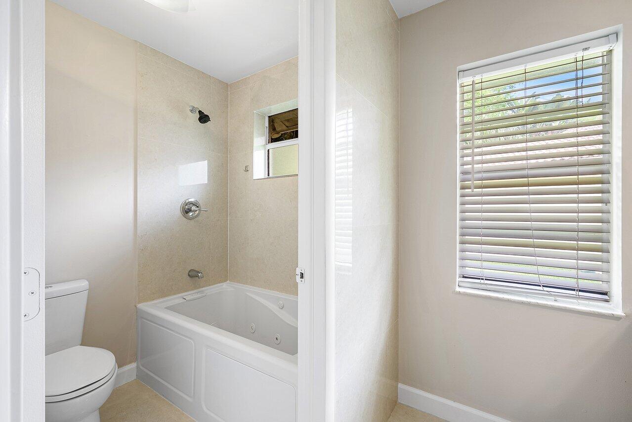 19635 Back 9 Drive Boca Raton, FL 33498 - Photo 26 of 37 027-19635Back9Drive-BocaRaton-FL-33498-S