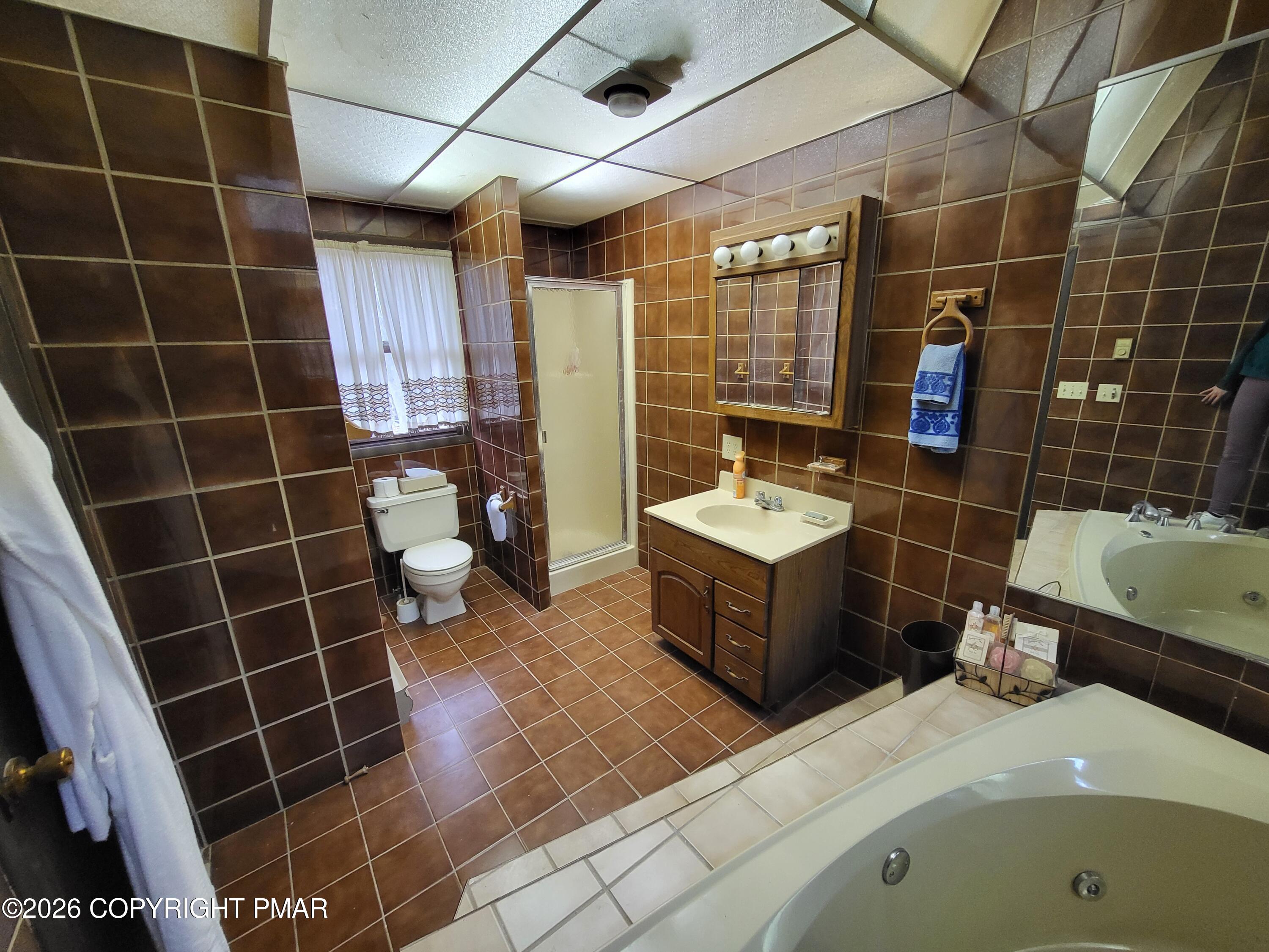 1006 Hampstead Road Bushkill, PA 18324 - Photo 21 of 70 20260430_162549