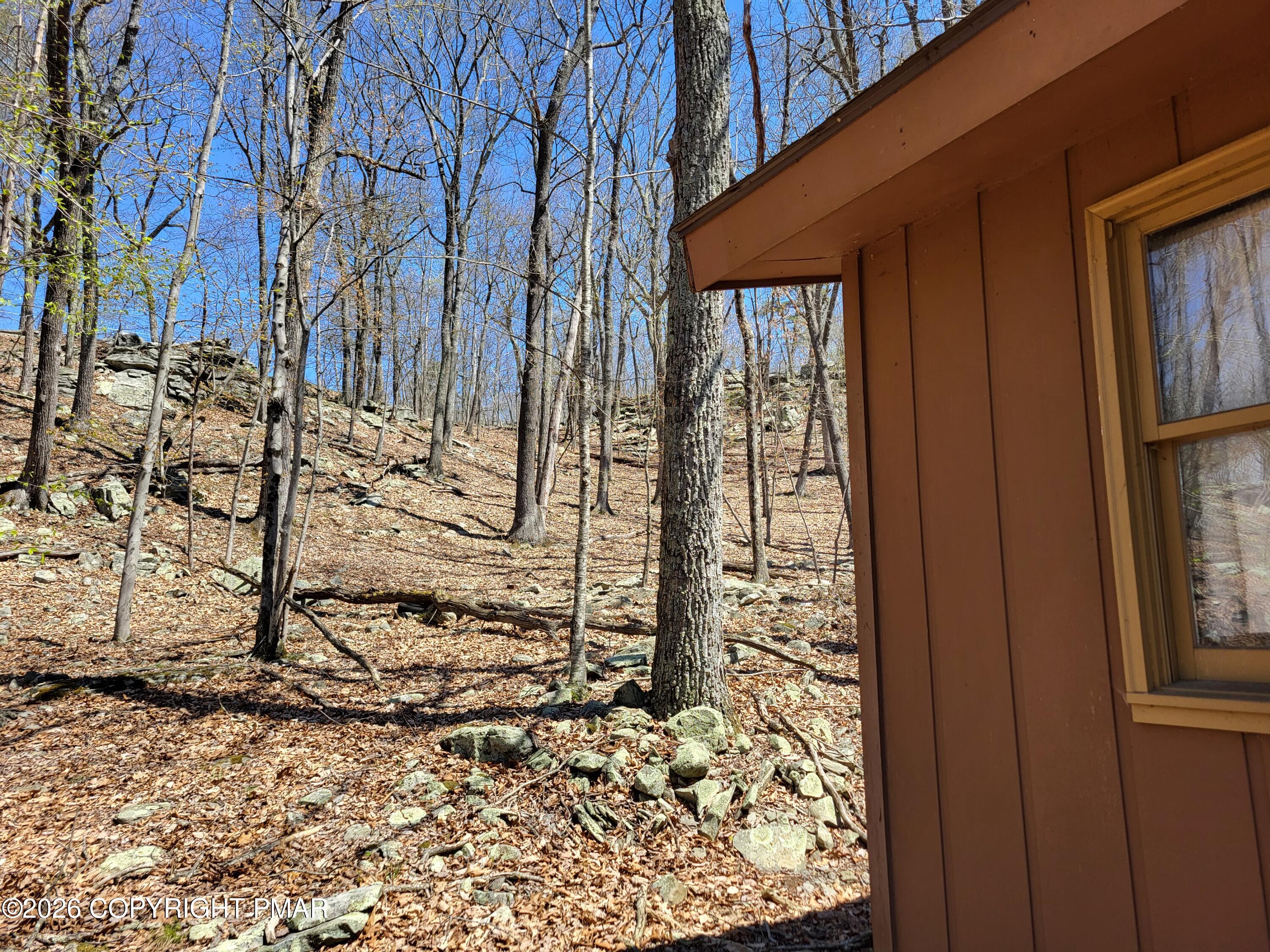 1006 Hampstead Road Bushkill, PA 18324 - Photo 42 of 70 20260421_123935