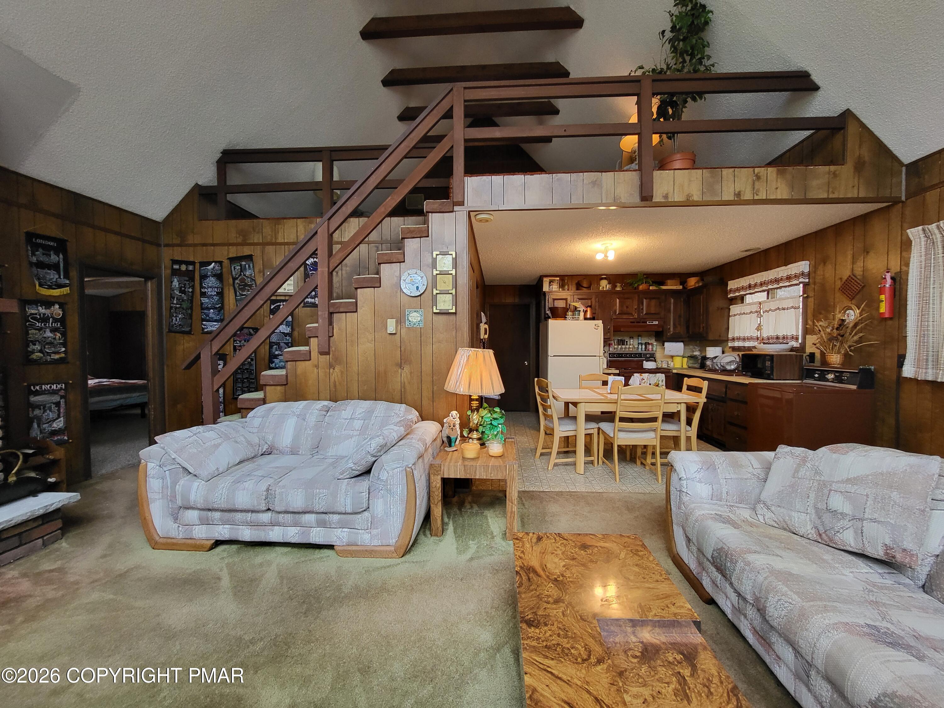 1006 Hampstead Road Bushkill, PA 18324 - Photo 8 of 70 20260430_162354