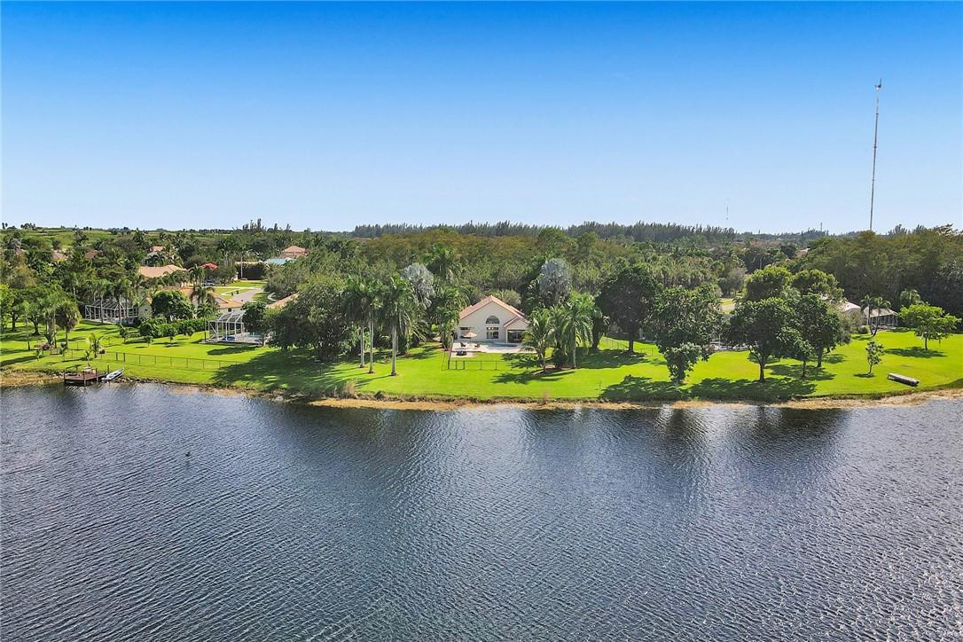 9682 Eagle Point Lane Lake Worth, FL 33467 - Photo 4 of 8 Photo 4