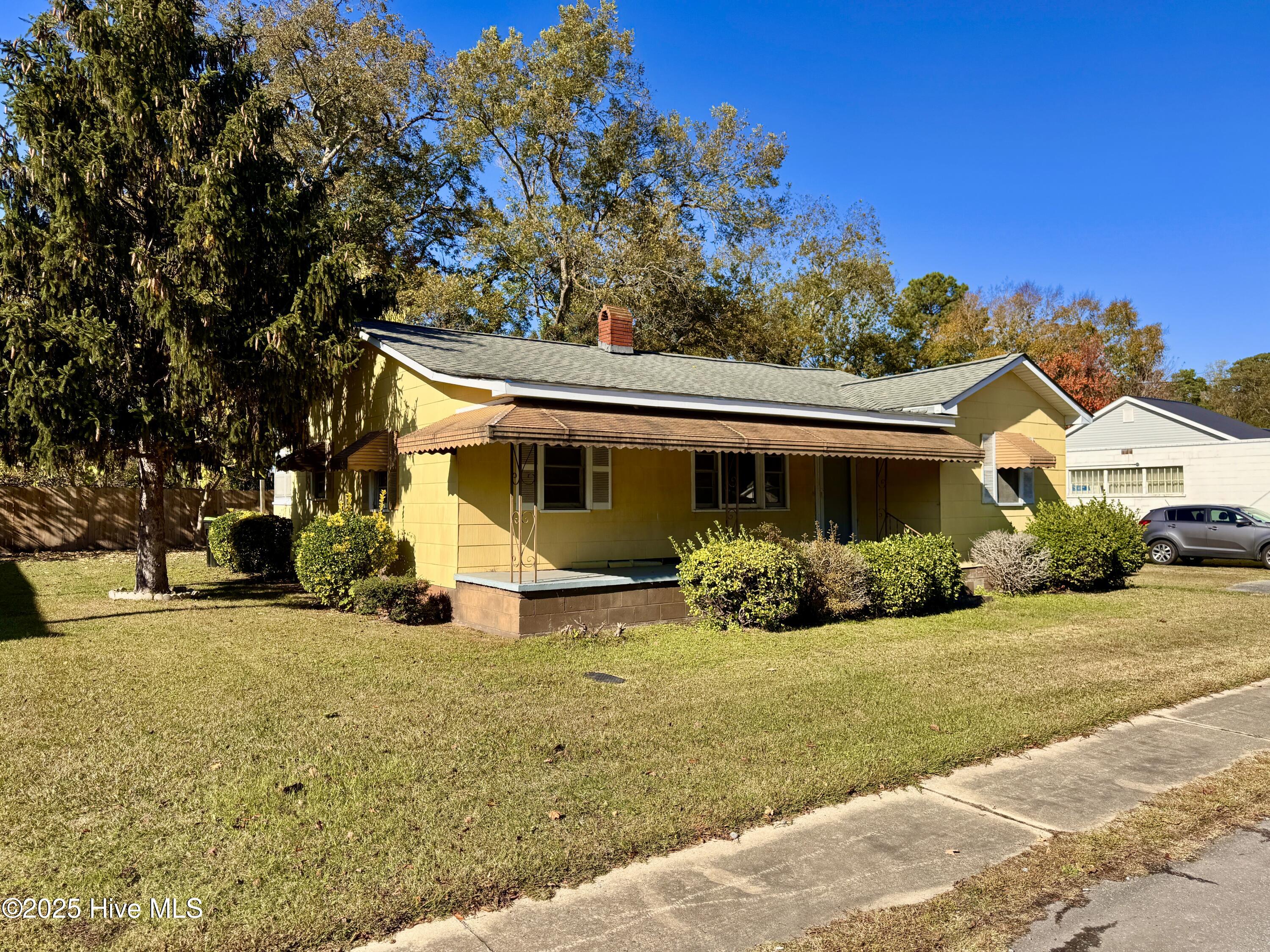 102 East Main Street Hamilton, NC 27840 - Photo 1 of 14 IMG_2124