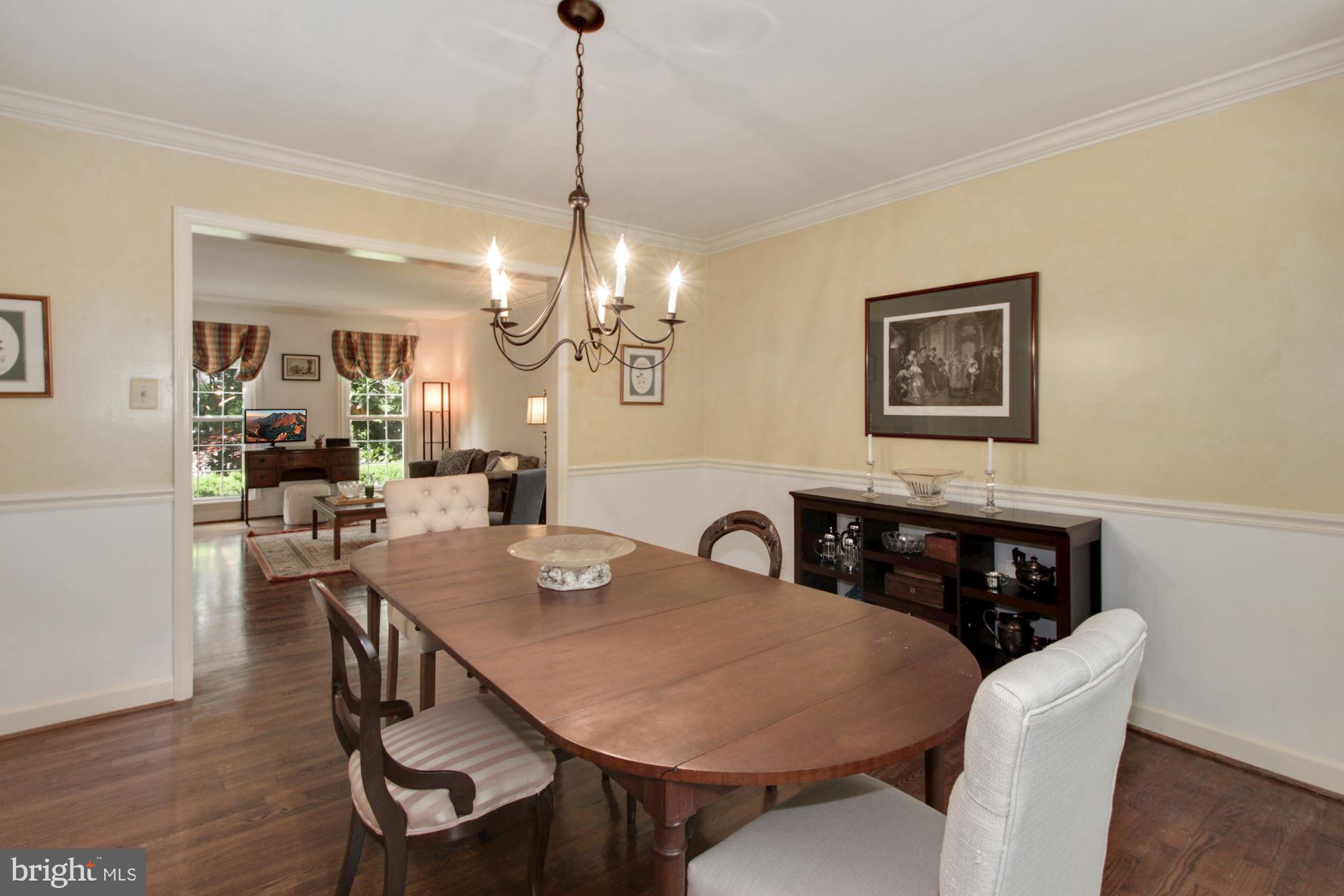 15309 Watergate Road Silver Spring, MD 20905 - Photo 16 of 43 Beautiful formal dining room