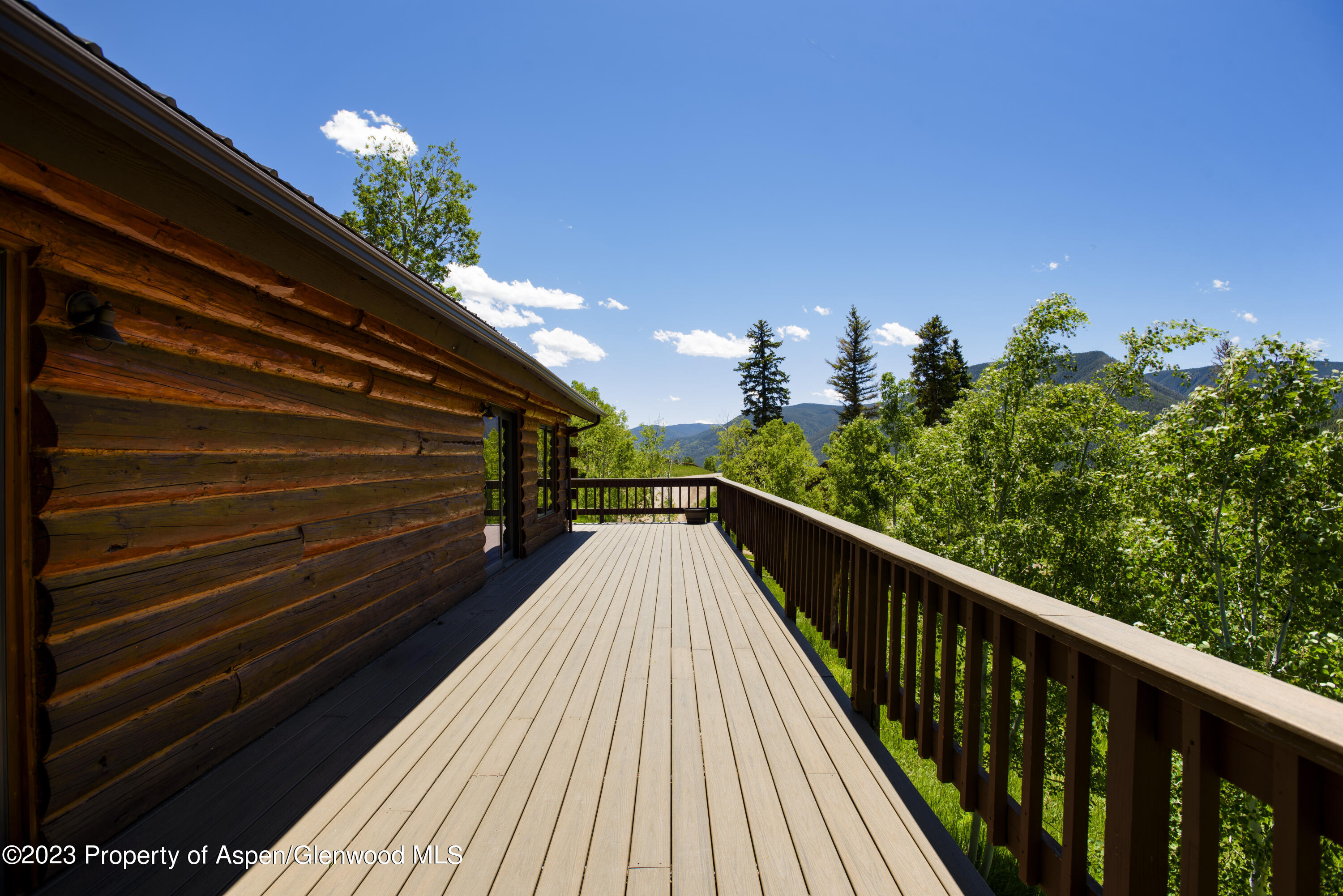 903 McLaughlin Lane Basalt, CO 81621 - Photo 18 of 28 a view of balcony and yard