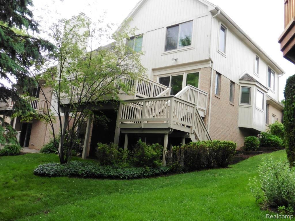 2117 Clinton View Circle Rochester, MI 48309 - Photo 14 of 32 Back house clint.jpg