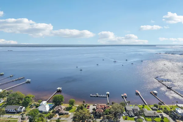 $389,000 | 212 St Johns Avenue, Unit 201, Green Cove Springs, FL 32043