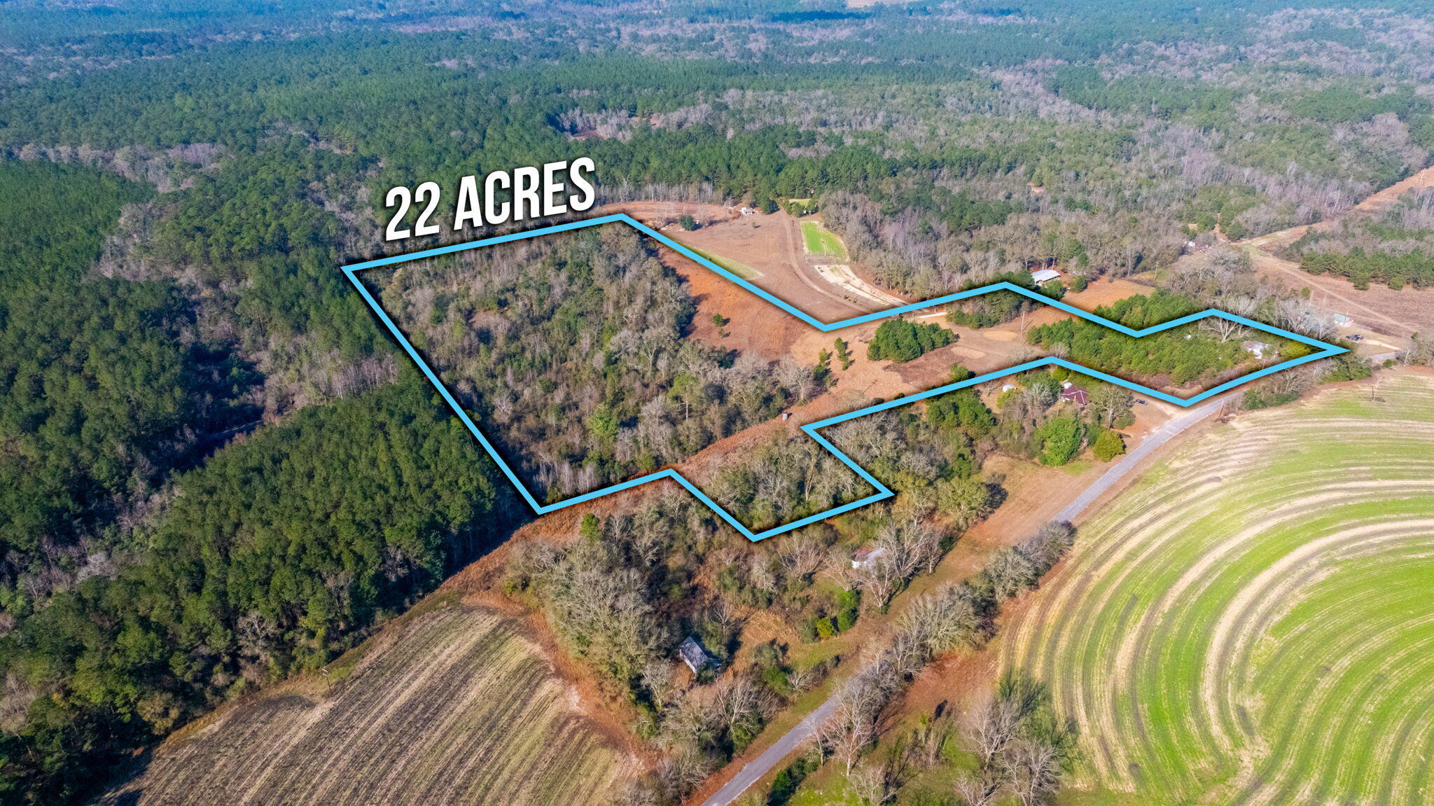 13567 Cotton Road Andalusia, AL 36420 - Photo 49 of 60 a view of a roof deck with wooden floor and fence