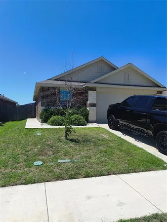 $1,850 | 5829 Honey Creek Street, Fort Worth, TX 76179