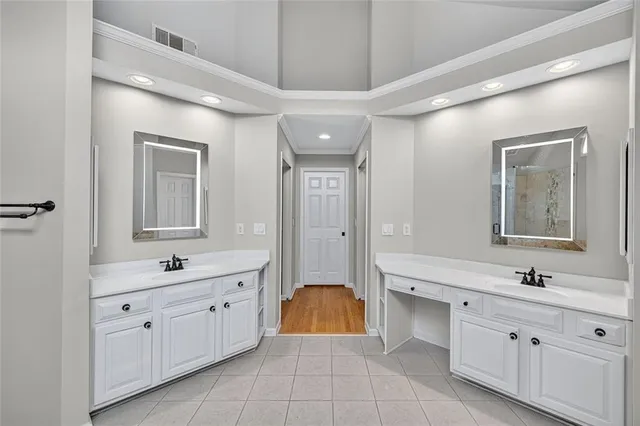 $1,195,000 | 5697 White Hall Walk, Dunwoody, GA 30338