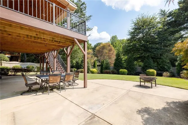 $1,195,000 | 5697 White Hall Walk, Dunwoody, GA 30338